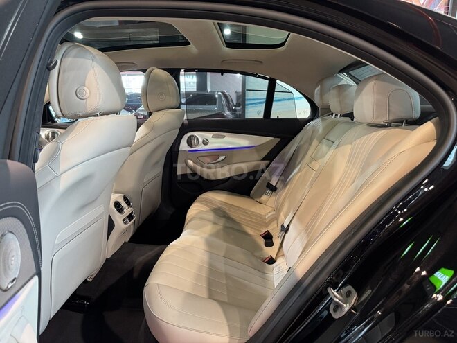 Mercedes E 300 e 2022, 18,000 km - 2.0 л - Bakı