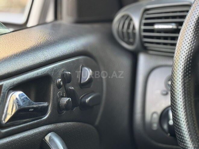 Mercedes C 240 2001, 259,000 km - 2.4 l - Bakı