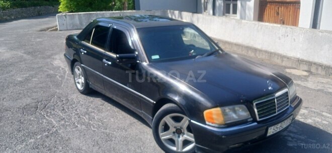 Mercedes C 230 1997, 237,382 km - 2.3 l - Şəki
