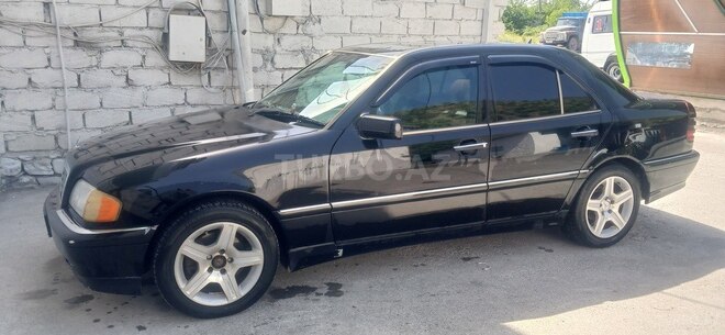 Mercedes C 230 1997, 237,382 km - 2.3 l - Şəki