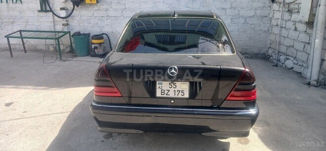 Mercedes C 230 1997, 237,382 km - 2.3 l - Şəki
