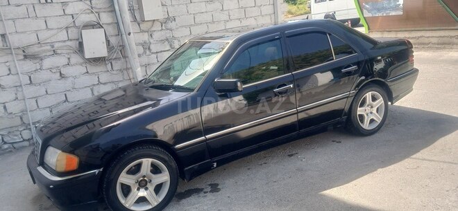Mercedes C 230 1997, 237,382 km - 2.3 l - Şəki