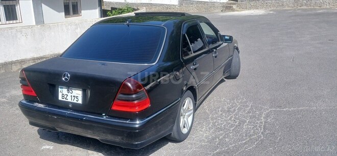 Mercedes C 230 1997, 237,382 km - 2.3 l - Şəki