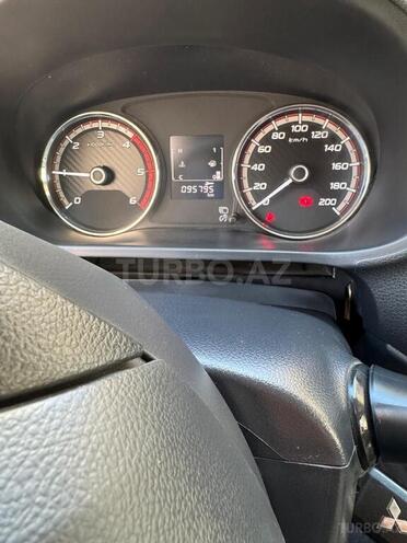 Mitsubishi L200 2022, 105,000 km - 2.4 l - Bakı