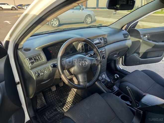 Toyota Corolla 2006, 240,000 km - 1.4 l - Bakı