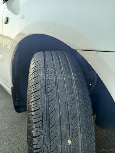 Toyota Corolla 2006, 240,000 km - 1.4 l - Bakı