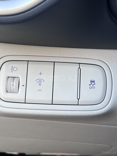 Hyundai Venue 2023, 14,600 km - 1.6 л - Bakı