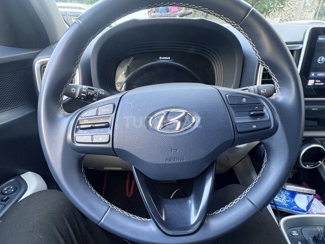 Hyundai Venue 2023, 14,600 km - 1.6 л - Bakı