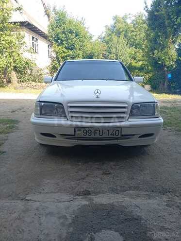 Mercedes C 220 d 2000, 438,000 km - 2.2 л - Astara