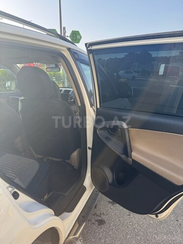Toyota RAV4 2006, 300,000 km - 2.4 l - Bakı