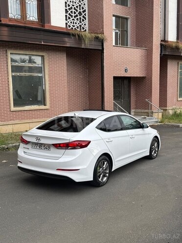 Hyundai Elantra 2018, 61,000 km - 2.0 l - Zaqatala