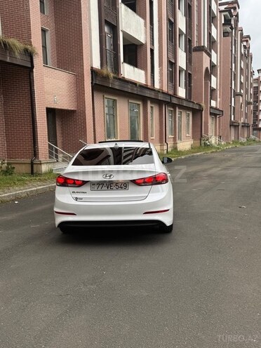 Hyundai Elantra 2018, 61,000 km - 2.0 l - Zaqatala