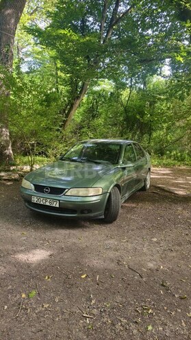 Opel Vectra 1999, 390,000 km - 2.0 l - Quba