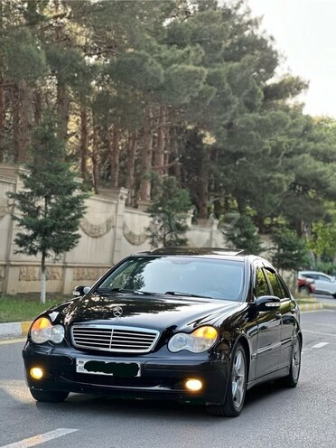 Mercedes C 240 2001, 195,410 km - 2.4 l - Bakı