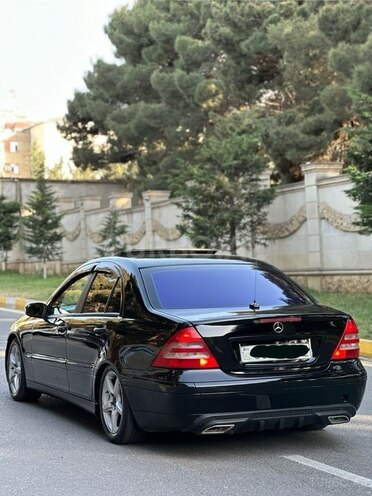 Mercedes C 240 2001, 195,410 km - 2.4 l - Bakı
