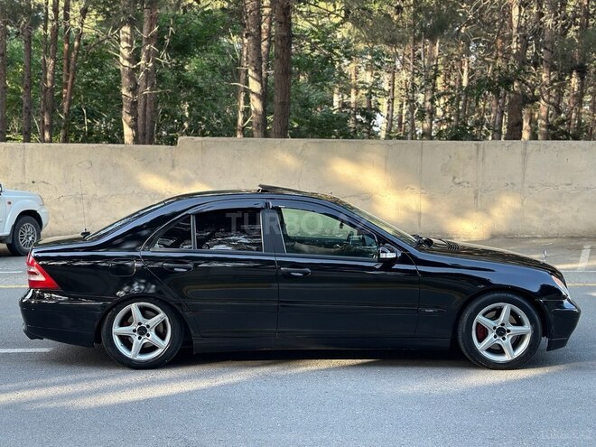 Mercedes C 240 2001, 195,410 km - 2.4 l - Bakı