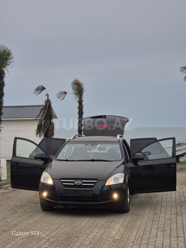 Kia Ceed 2007, 380,000 km - 1.6 l - Astara