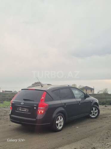 Kia Ceed 2007, 380,000 km - 1.6 l - Astara