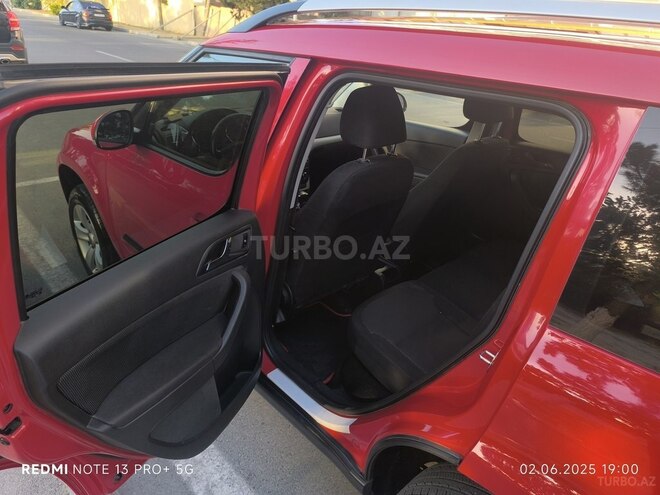 Skoda Yeti 2011, 273,842 km - 1.2 l - Bakı