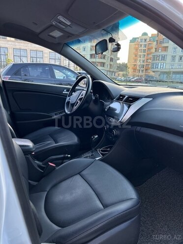 Hyundai Accent 2015, 167,000 km - 1.6 l - Sumqayıt