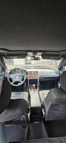 Mercedes C 200 1997, 365,896 km - 2.0 l - Şəki