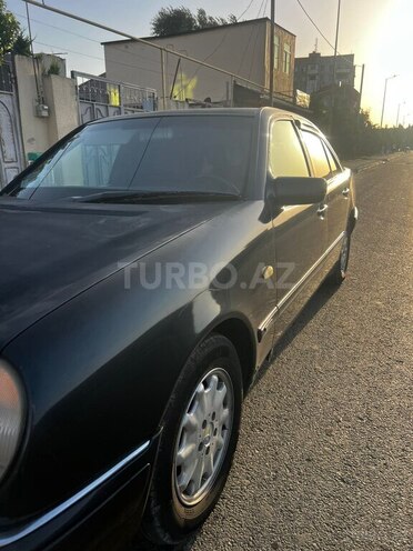 Mercedes E 200 1997, 298,232 km - 2.0 l - Bakı