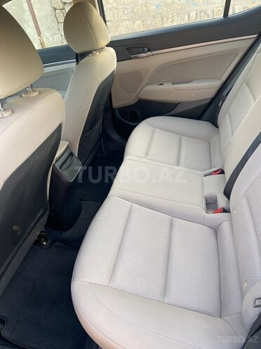 Hyundai Elantra 2016, 172,000 km - 2.0 l - Bakı