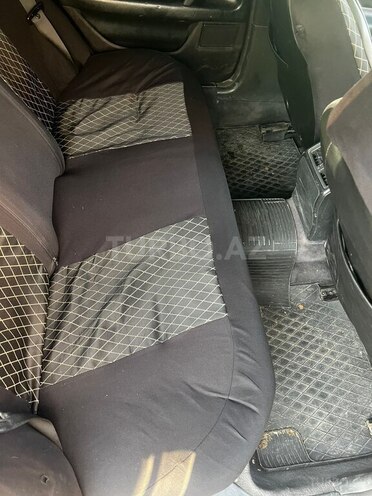 Mercedes E 200 1997, 298,232 km - 2.0 l - Bakı