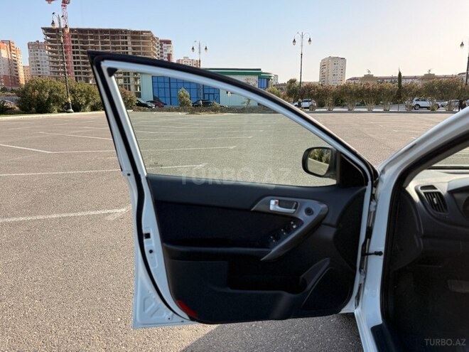 Kia Cerato 2011, 216,000 km - 1.6 l - Sumqayıt