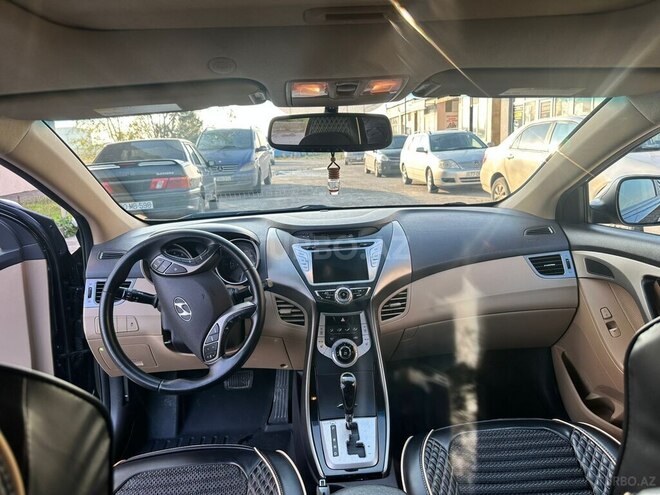 Hyundai Elantra 2011, 165,762 km - 1.8 l - Bakı