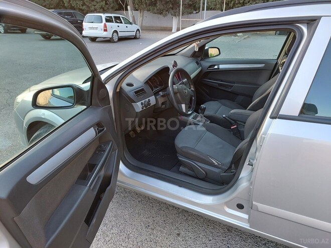Opel Astra 2005, 333,000 km - 1.4 l - Bakı