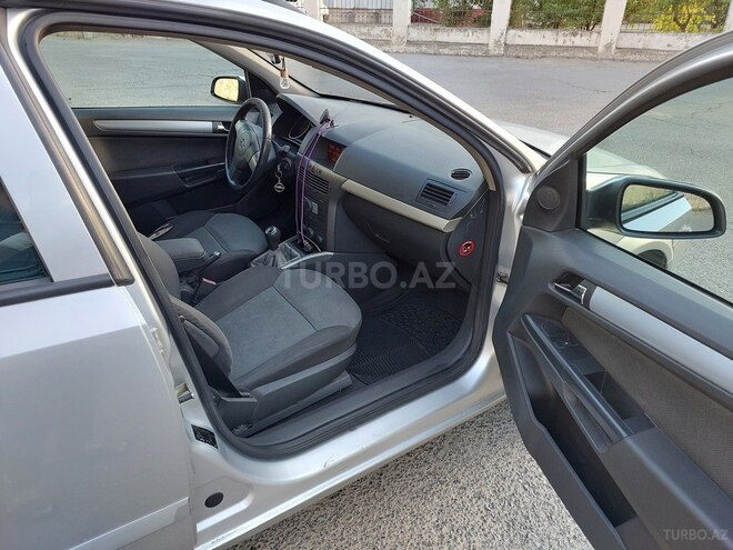 Opel Astra 2005, 333,000 km - 1.4 l - Bakı