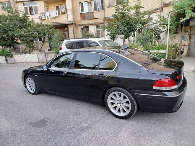 BMW 745-9