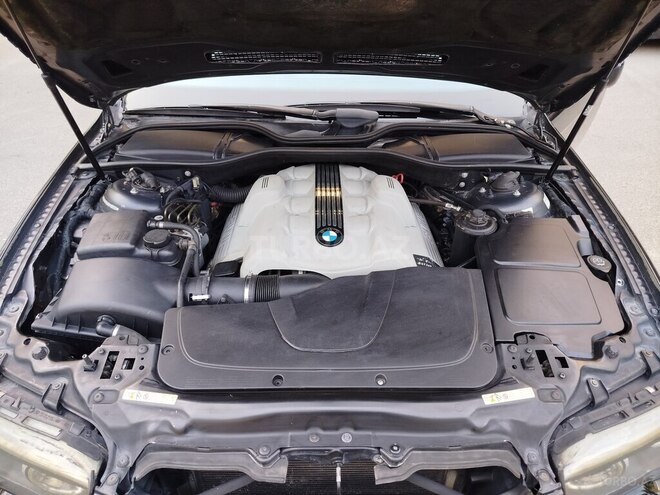 BMW 745-13