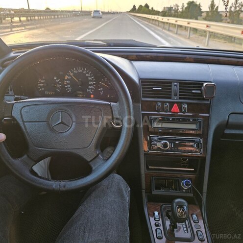 Mercedes C 200 1998, 420,000 km - 2.0 l - Bakı
