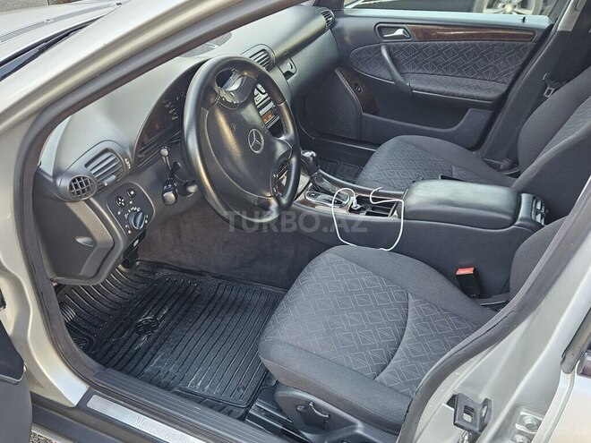 Mercedes C 200 2001, 321,456 km - 2.0 l - Bakı