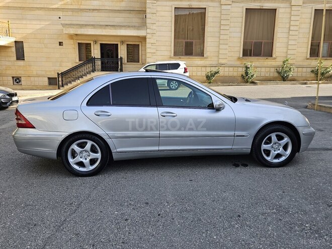 Mercedes C 200 2001, 321,456 km - 2.0 l - Bakı