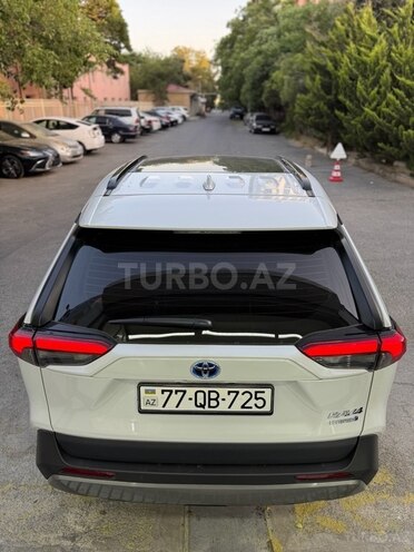 Toyota RAV4 2024, 3,600 km - 2.5 l - Bakı
