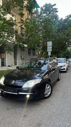 Renault Laguna-2