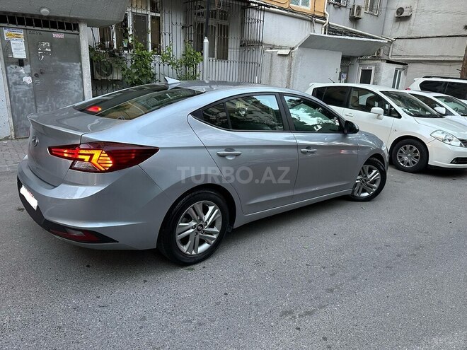 Hyundai Elantra 2019, 82,059 km - 2.0 l - Bakı