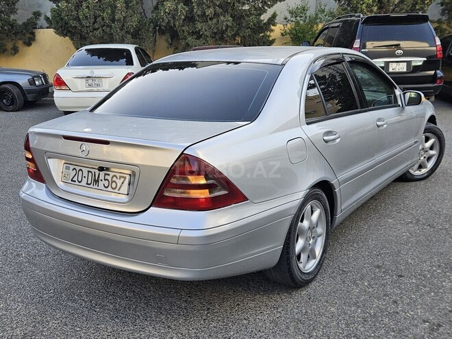 Mercedes C 220 d 2001, 354,123 km - 2.2 л - Bakı