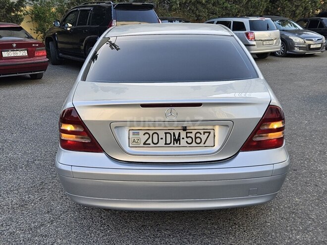 Mercedes C 220 d 2001, 354,123 km - 2.2 л - Bakı