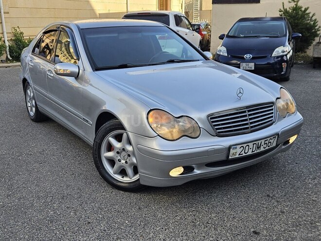 Mercedes C 220 d 2001, 354,123 km - 2.2 л - Bakı
