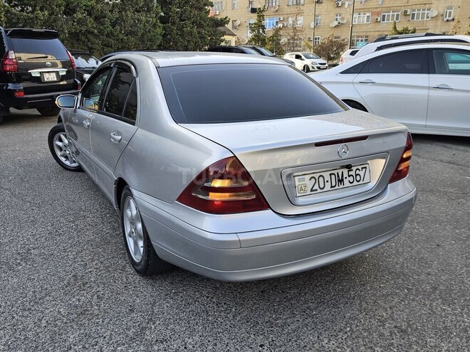 Mercedes C 220 d 2001, 354,123 km - 2.2 л - Bakı
