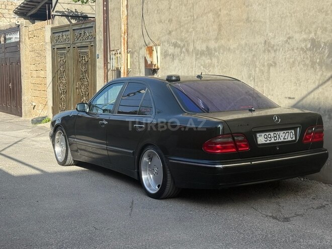 Mercedes E 270 2019, 400,000 km - 2.7 l - Bakı