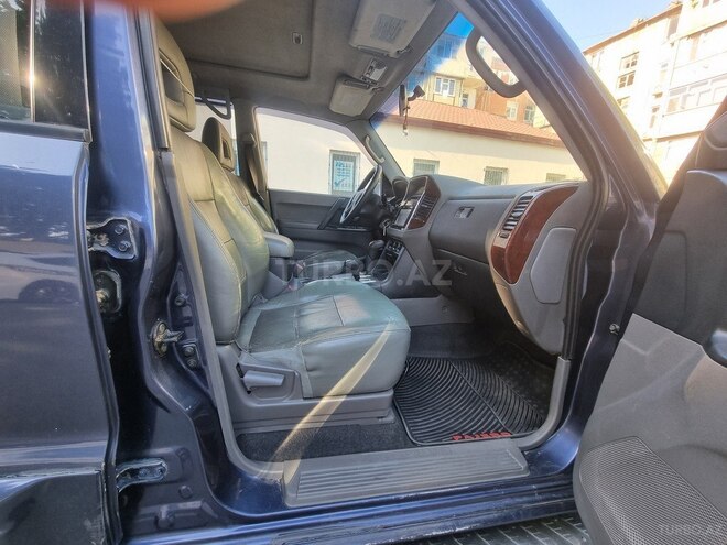 Mitsubishi Pajero 2006, 238,000 km - 3.0 l - Bakı