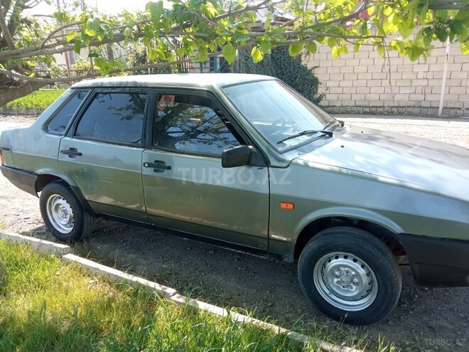 LADA (VAZ) 21099 1993, 300,000 km - 1.5 l - Salyan