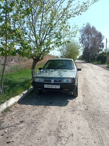 LADA (VAZ) 21099 1993, 300,000 km - 1.5 l - Salyan