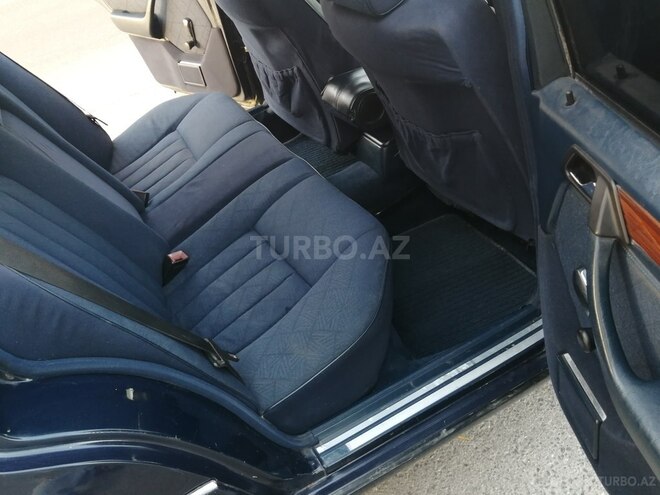 Mercedes E 220 1995, 455,000 km - 2.2 l - Bakı