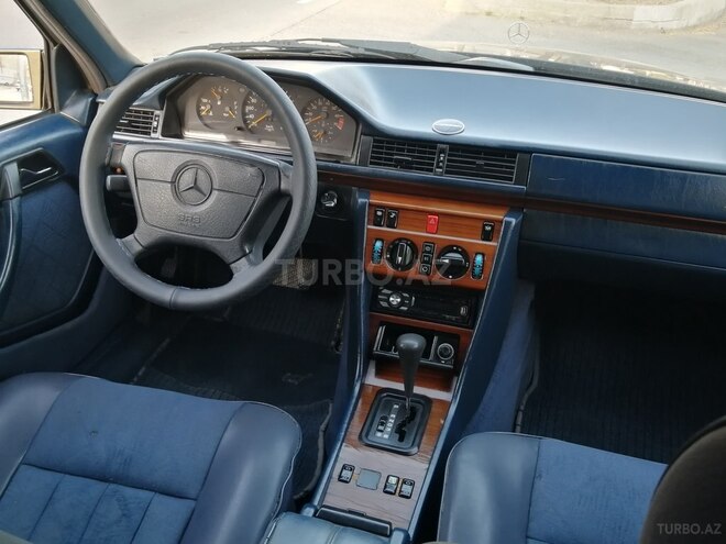 Mercedes E 220 1995, 455,000 km - 2.2 l - Bakı